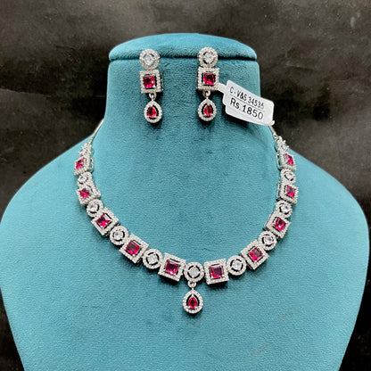 Diamond necklace set 9876294