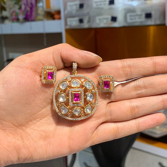 Kundan Pendant Set 738376