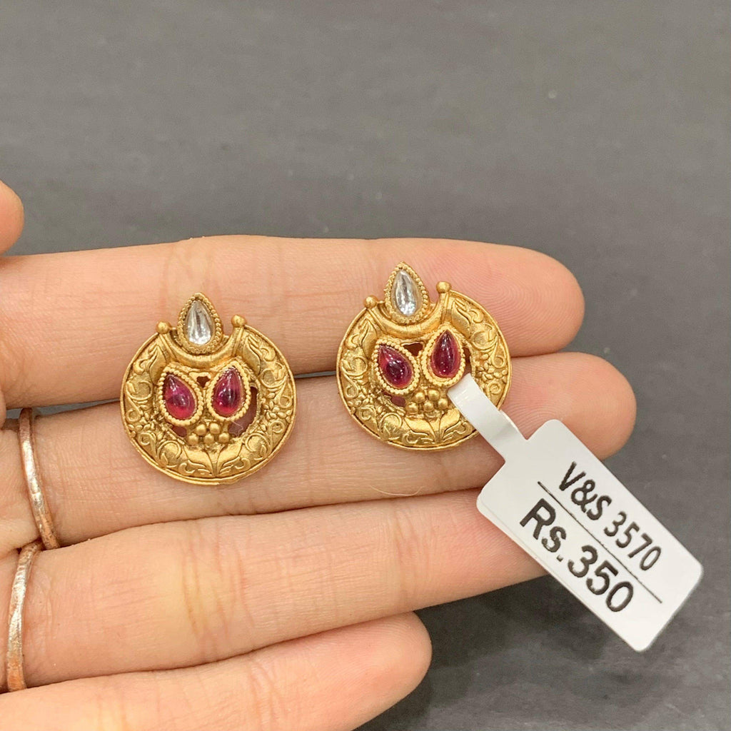 Antique Earrings 355343
