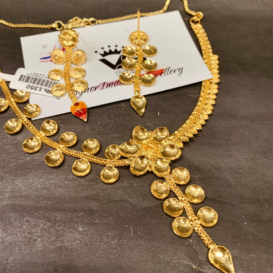Kundan Necklace Set 526625