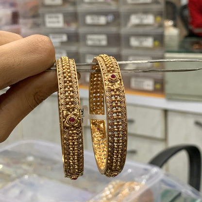 Kundan Antique Bangles 51677