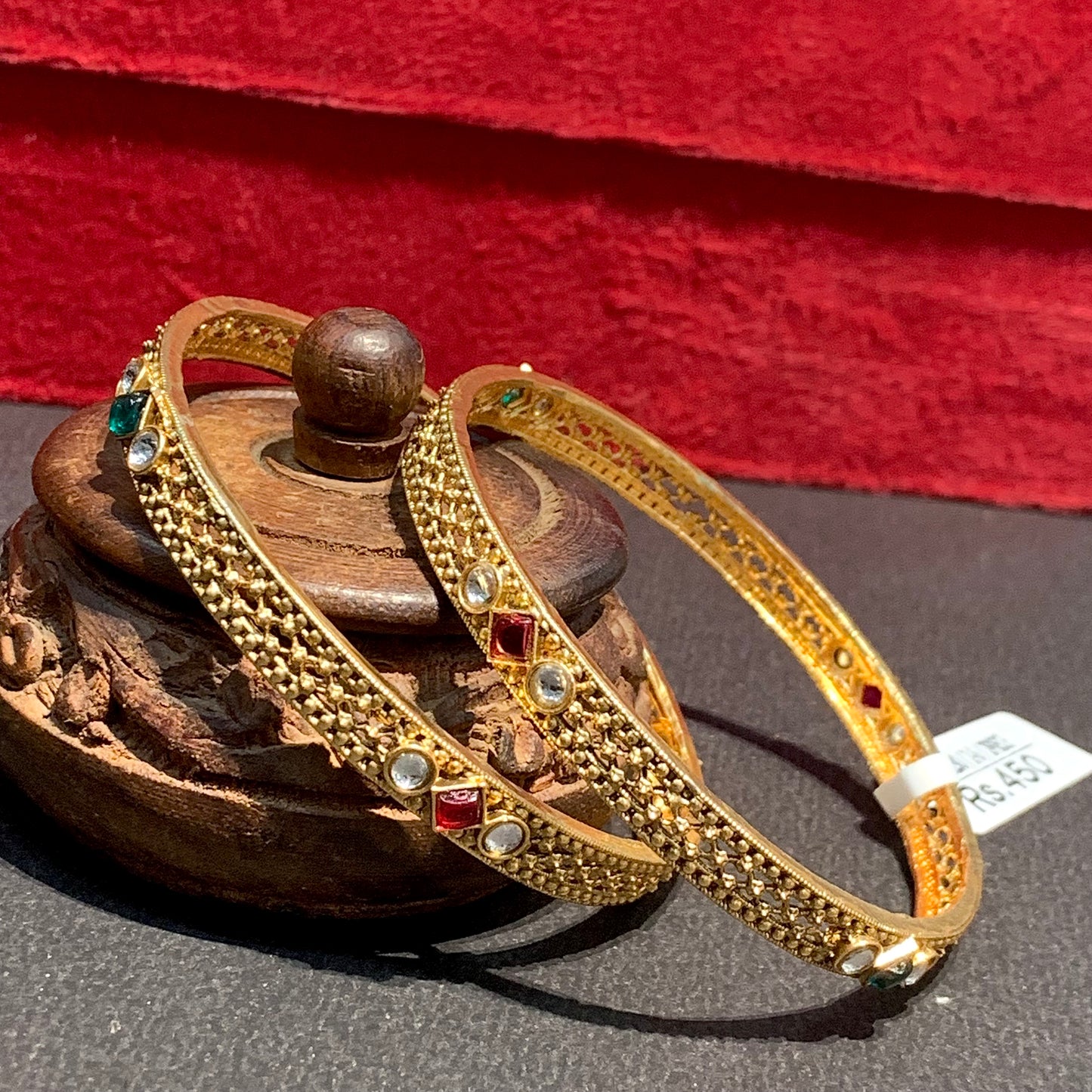 Antique Bangles 677666