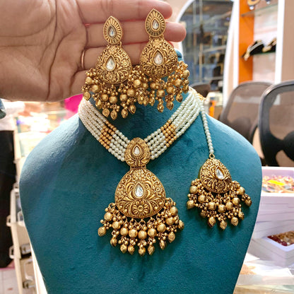 Antique Necklace Set 625666