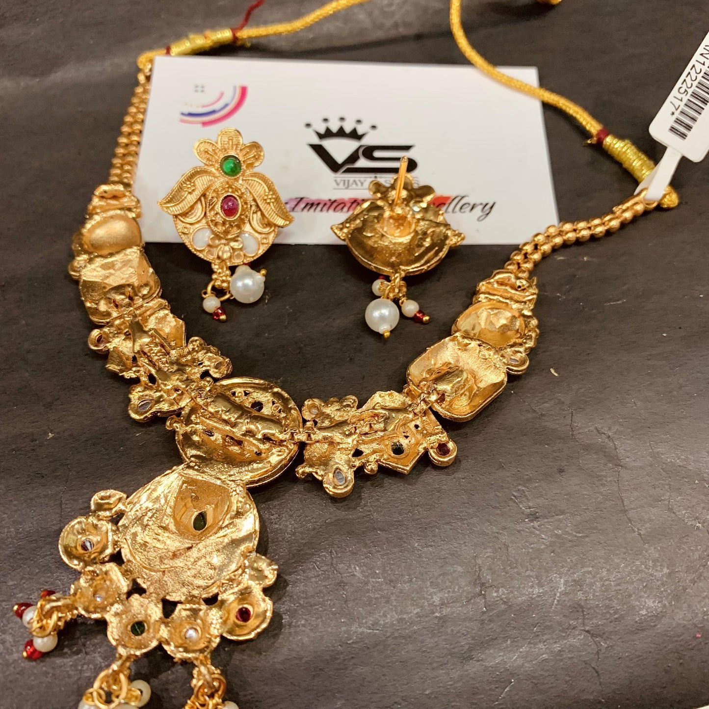 Antique Necklace Set 9373