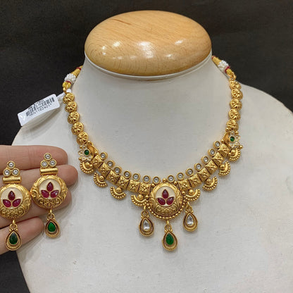 Antique Necklace Sets 5626355