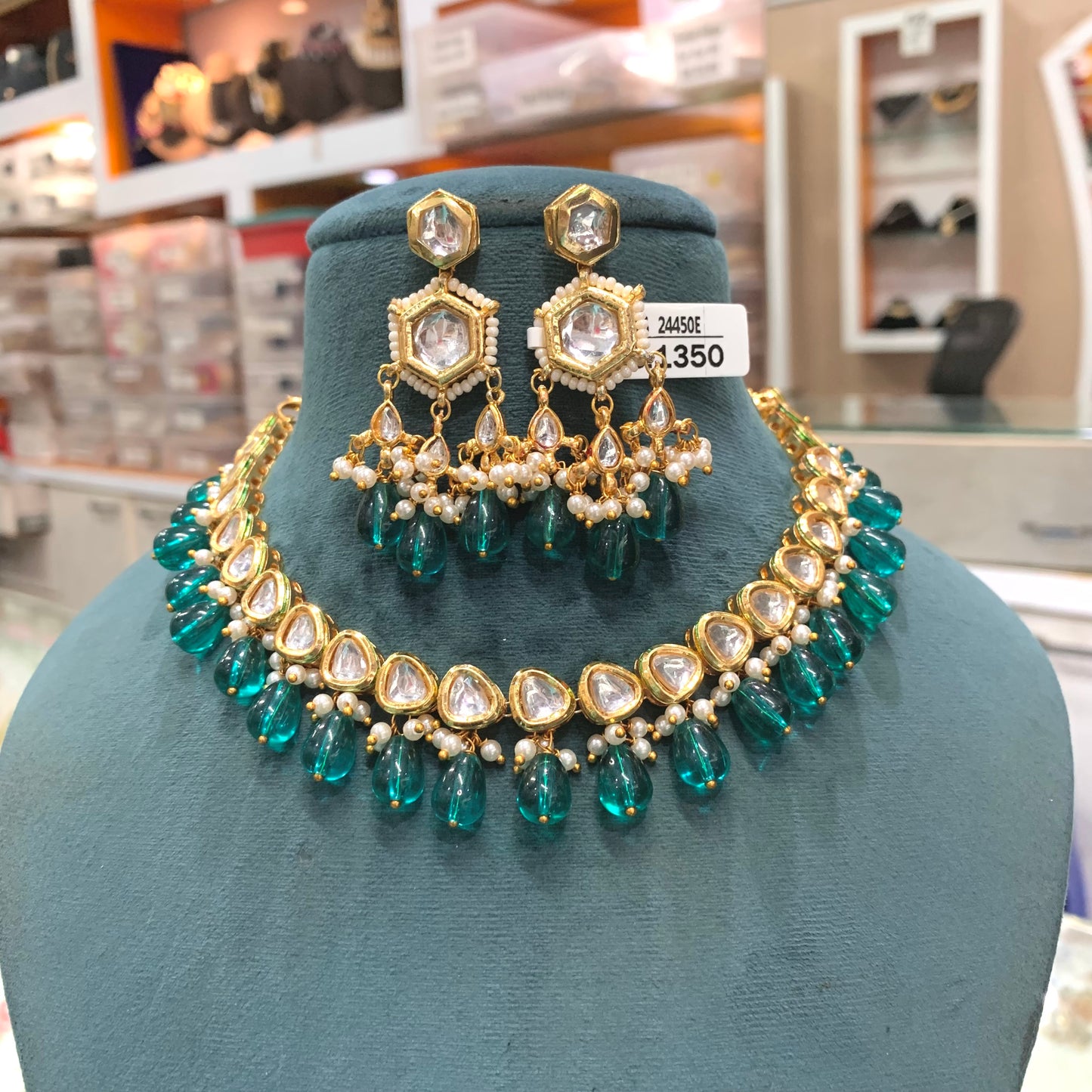 Kundan Naclaces 424555