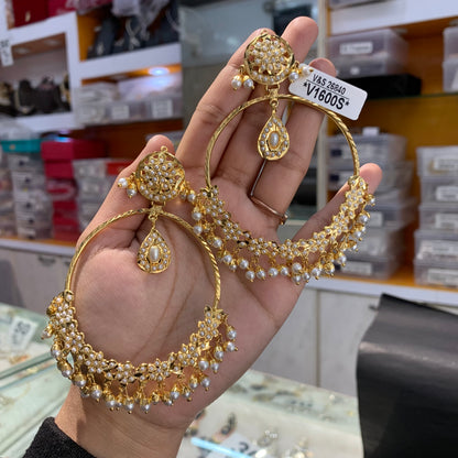 Jadau Earrings 562535