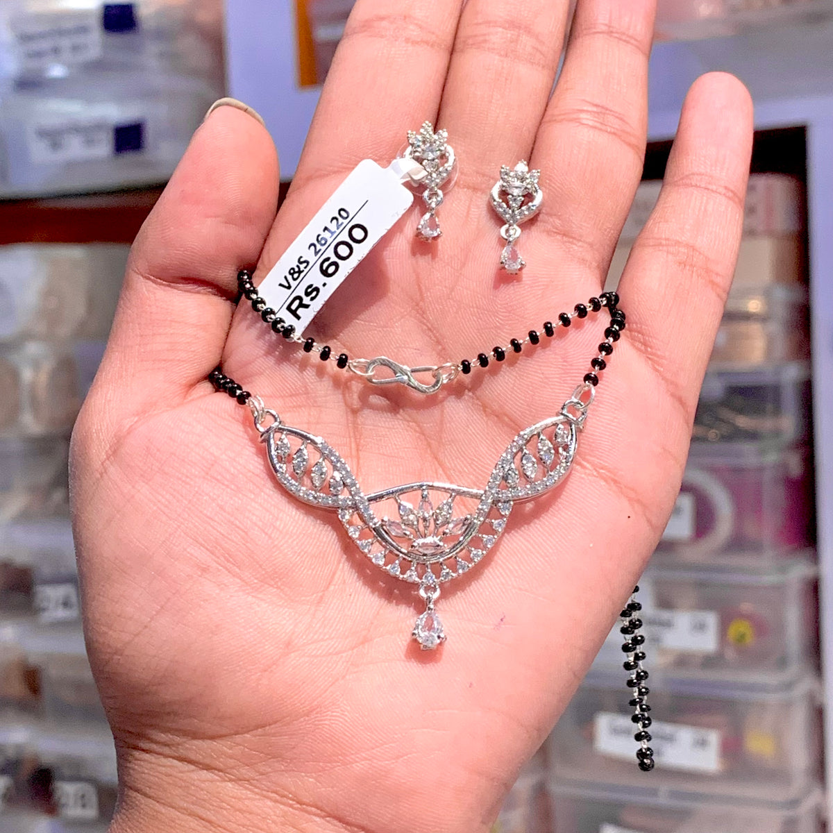 Zircon mangalsutra 34554
