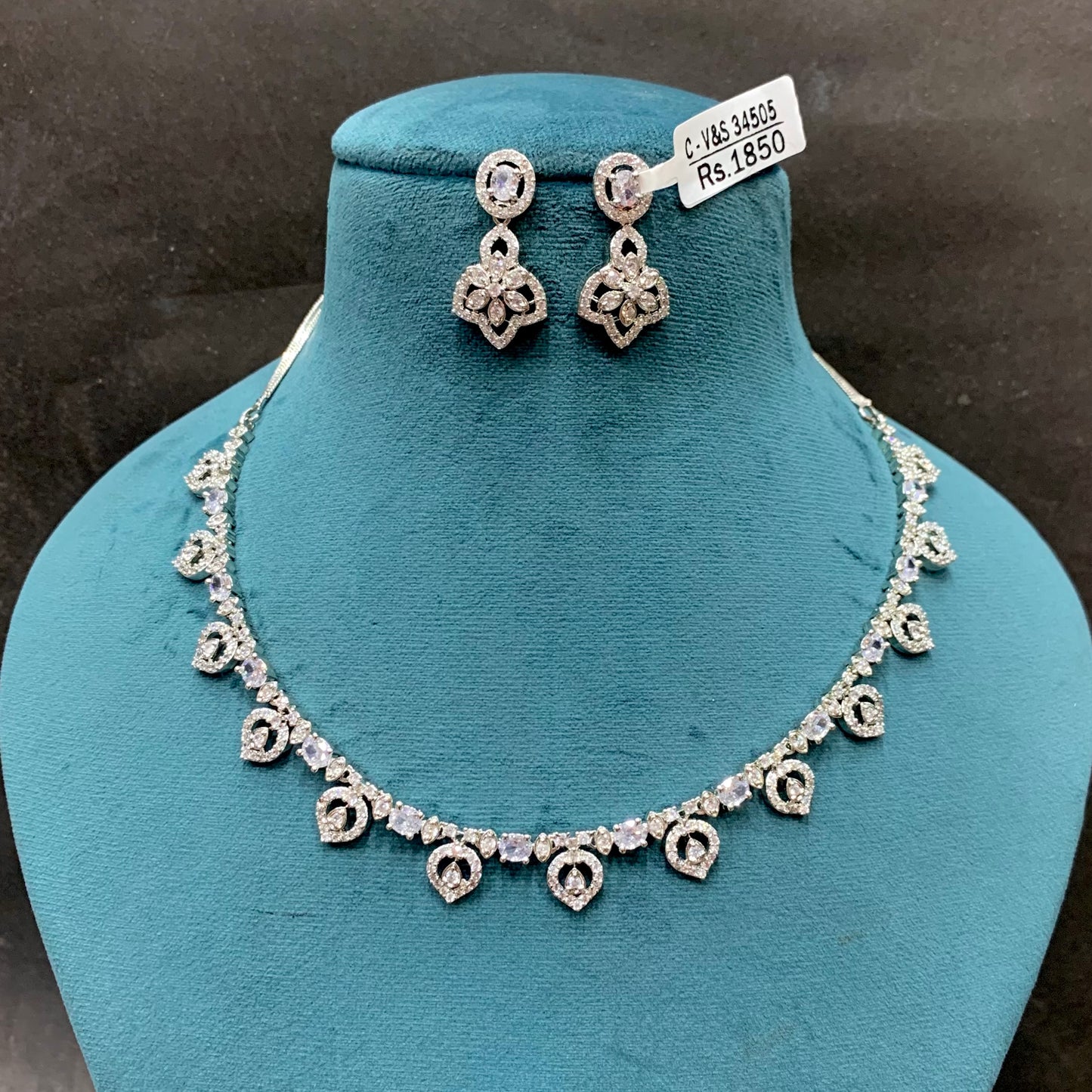 Zircon Necklace Sets 99776