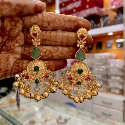Antique earrings 4379