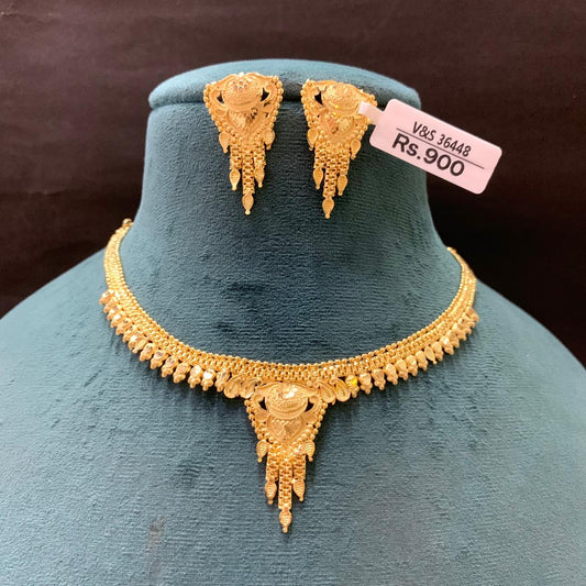 Gold Forming Necklace Set 545636