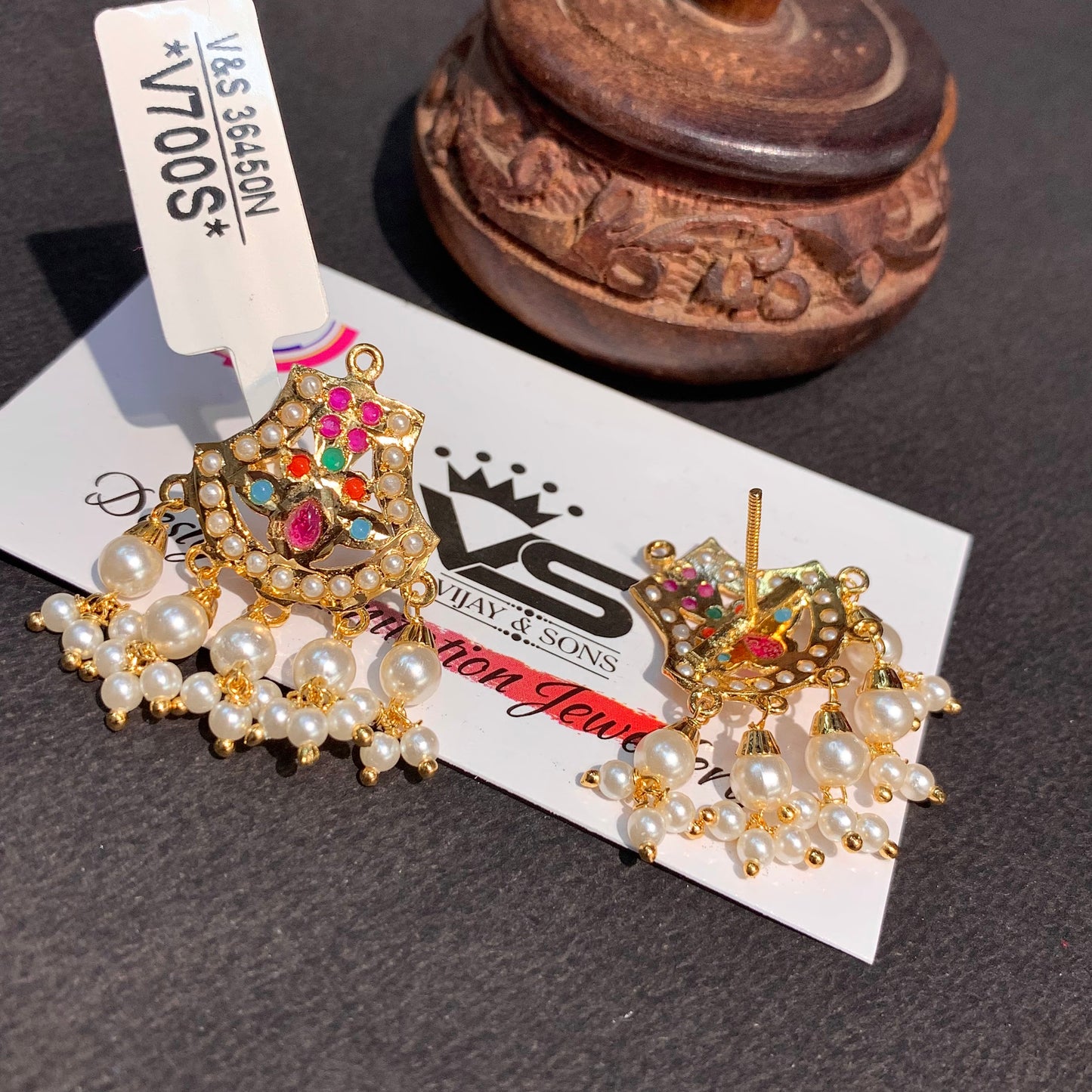 Jadau studs 64665