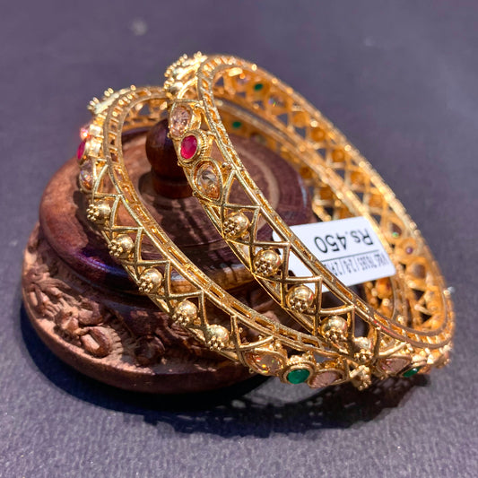 Antique Bangles 67845655
