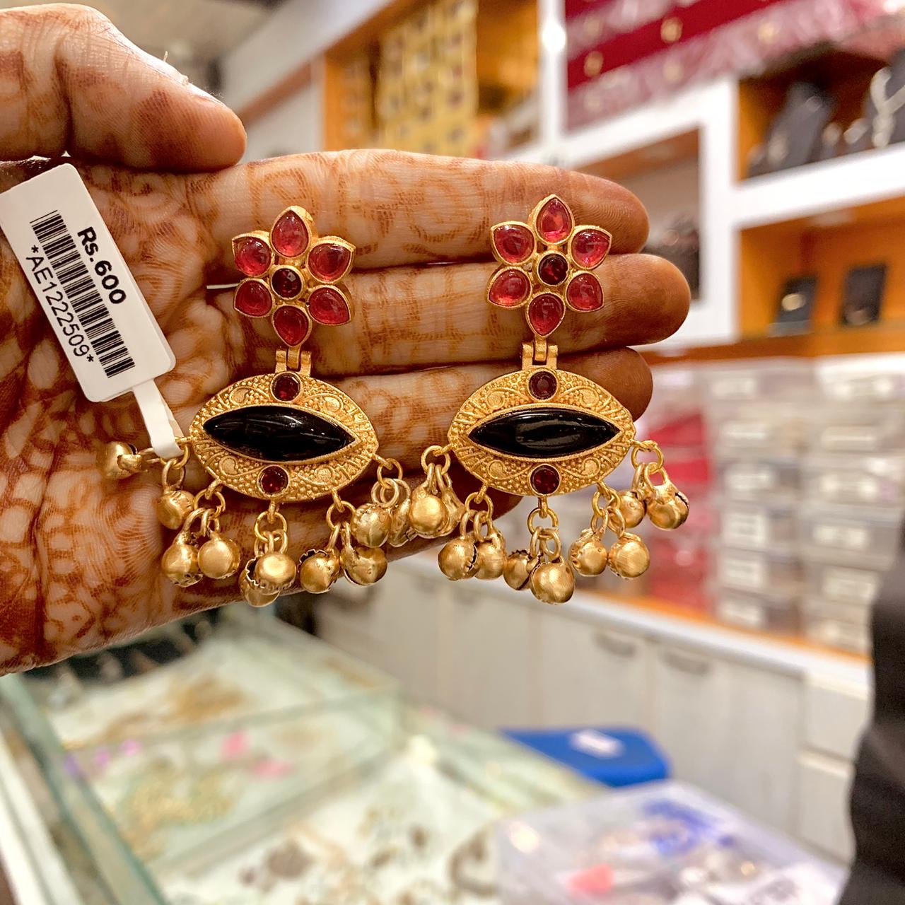 Antique earrings 2630