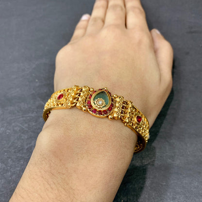 Antique Bracelet 535776