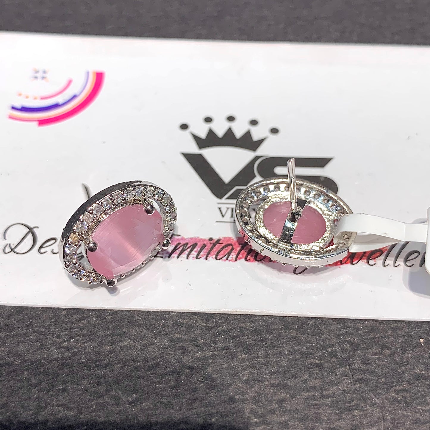 Zircon studs 7020779