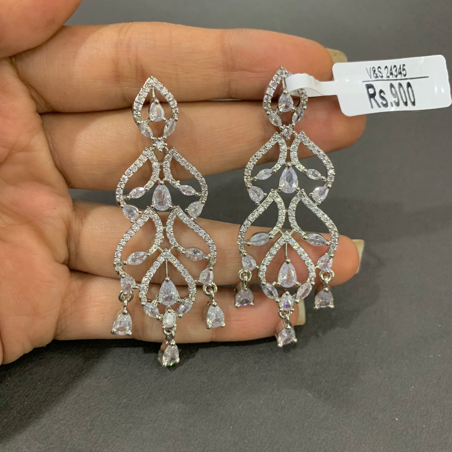 Zircon Earrings 465666