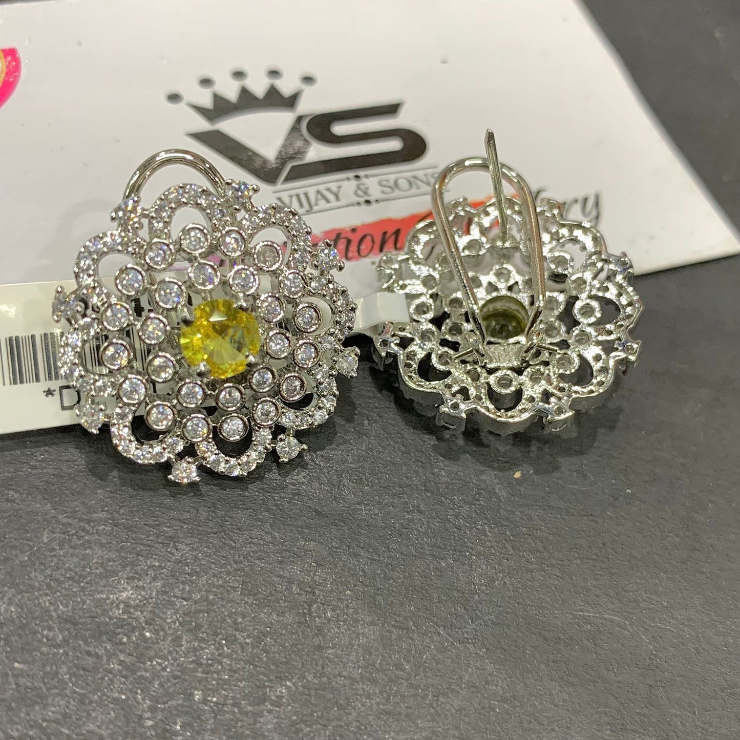 Diamond Earrings 3676826