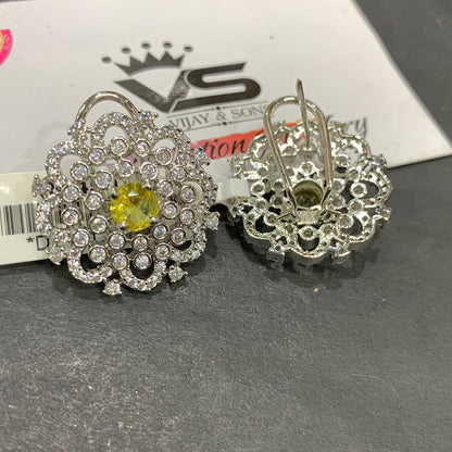 Diamond Earrings 3676826