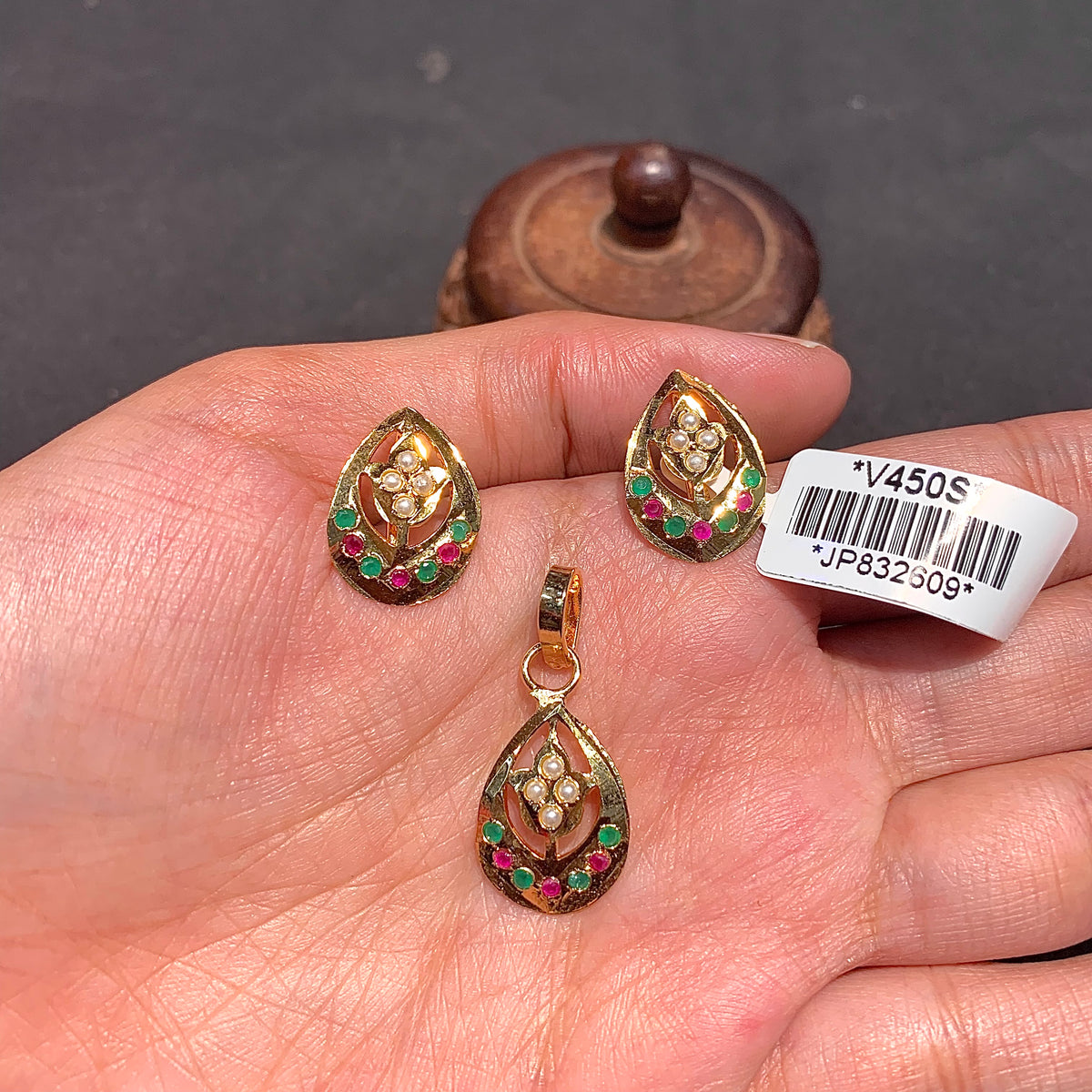 Jadau Pendant Set 4676544