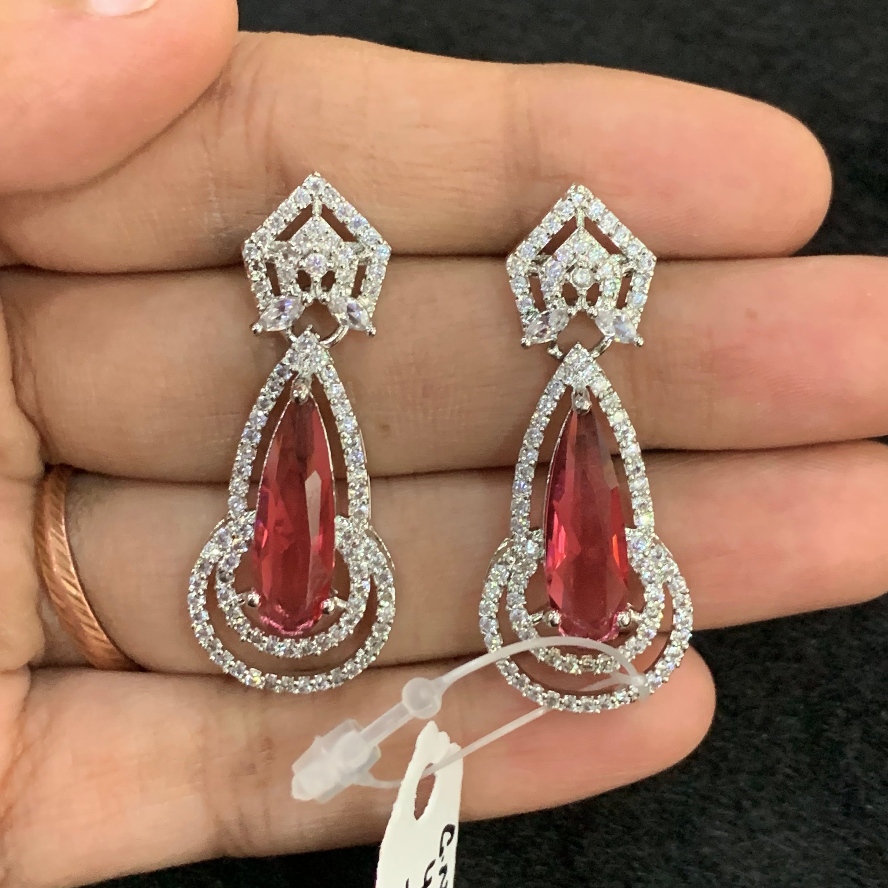 Earrings for Women: Shop All Earrings | Helzberg Diamonds