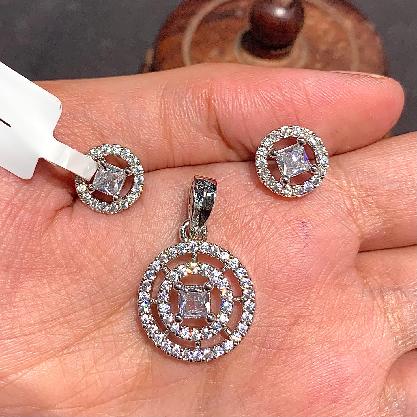 Zircon Pendant set 56489