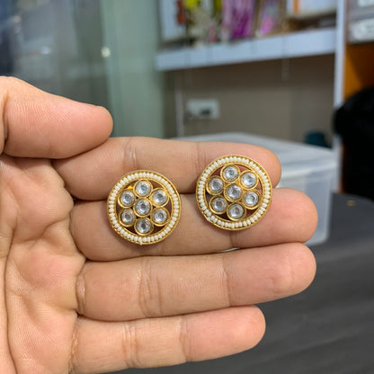Antique studs 83377