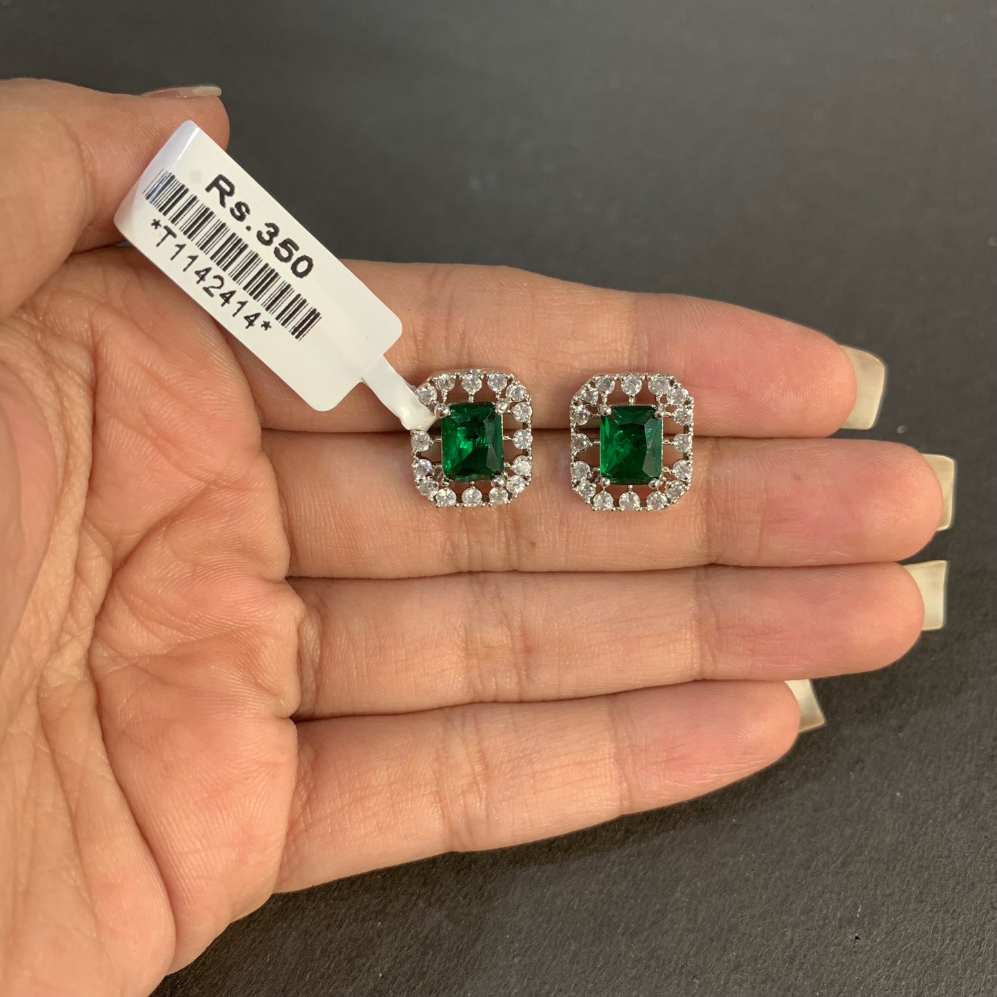 Zircon Earring 4642766