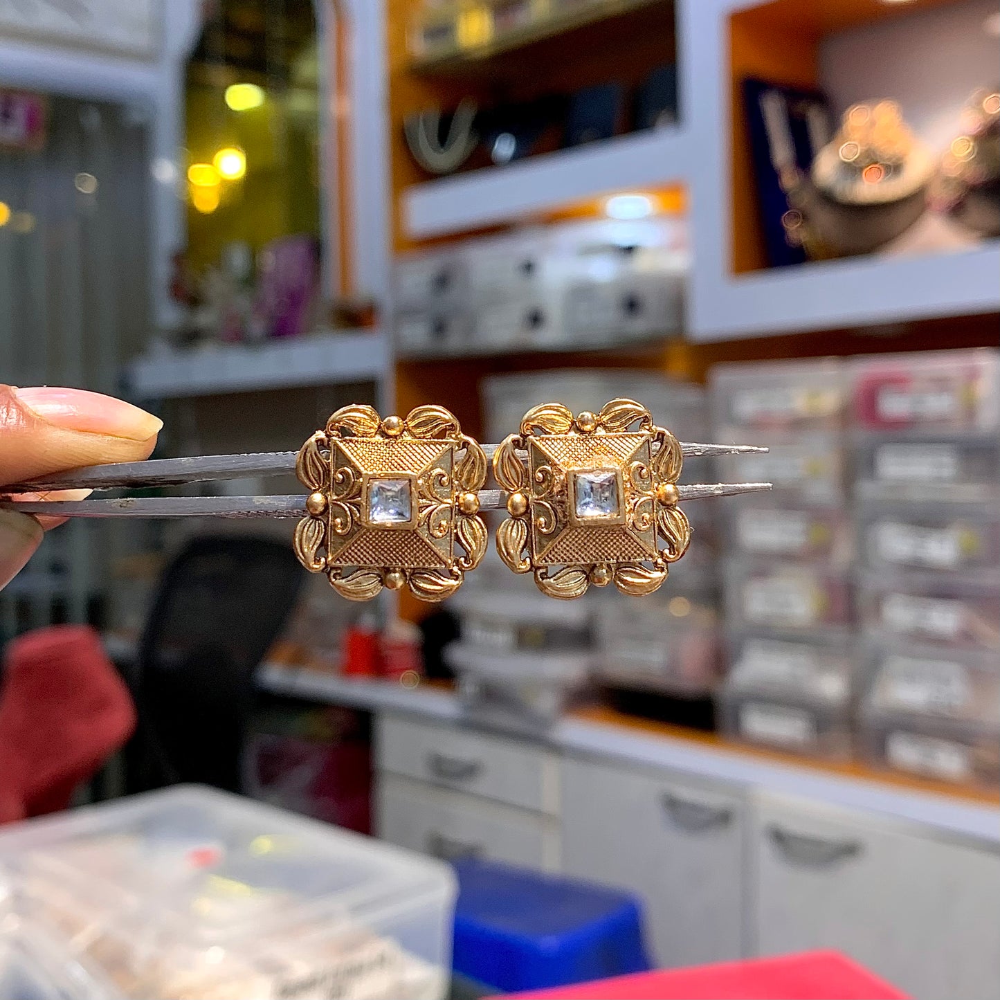 Antique Earrings 445655