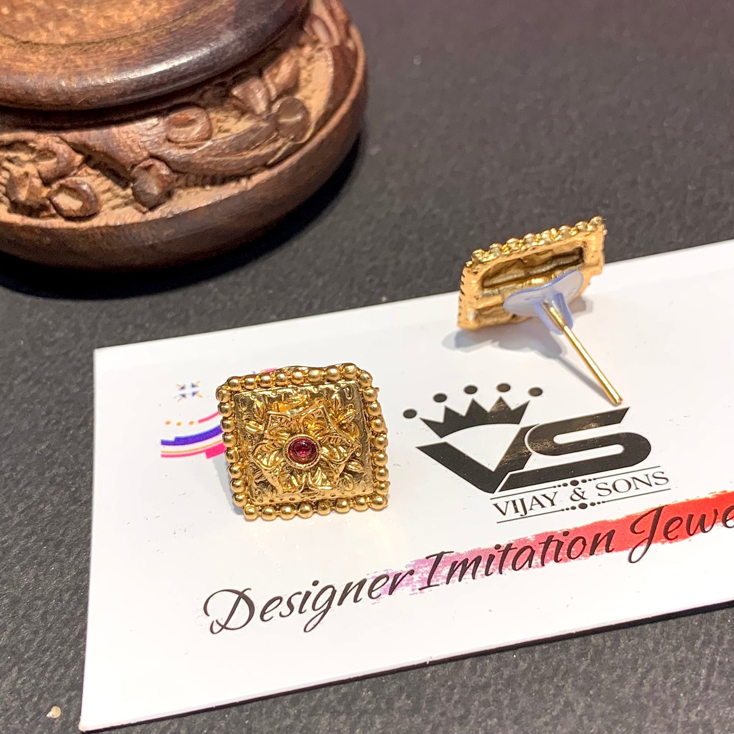 Antique Earrings 444555