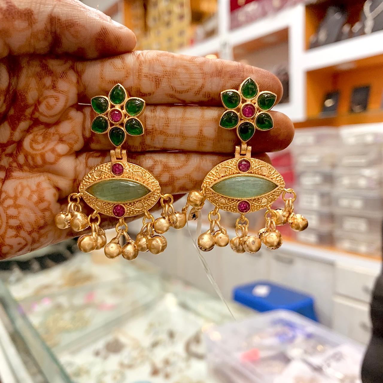 Antique earrings 2630