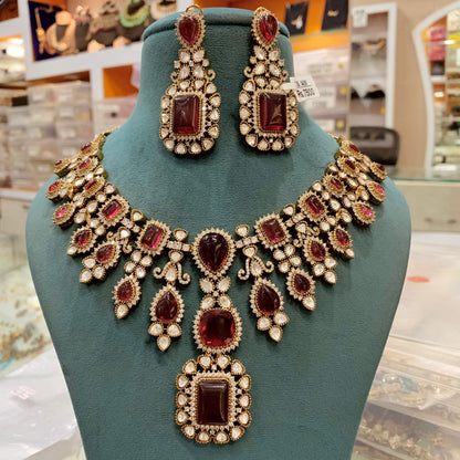 Kundan Necklace Set 637365
