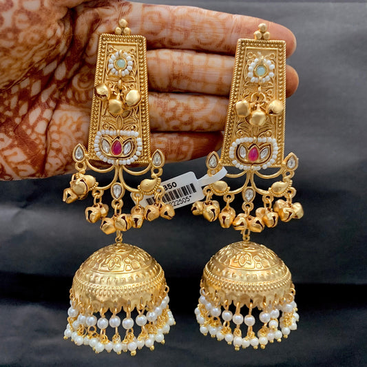 Antique earrings 141770