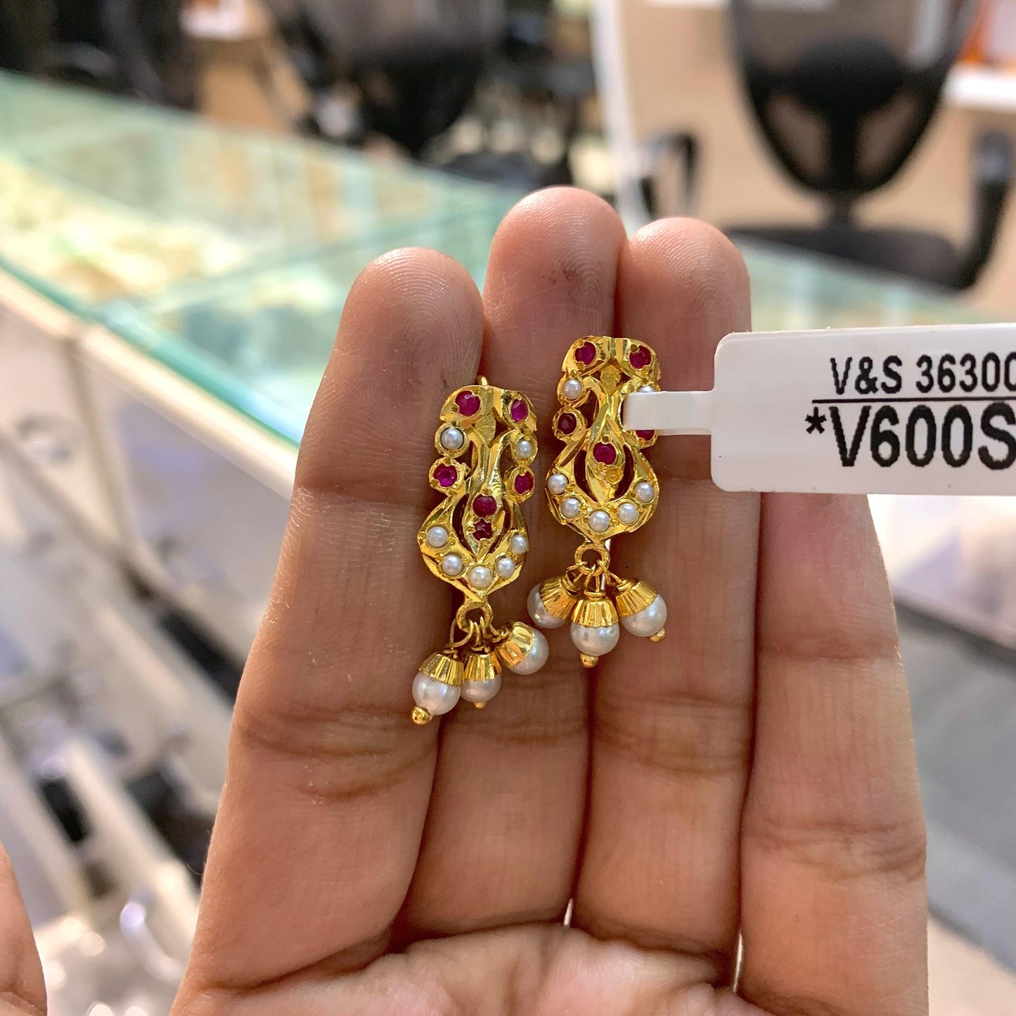 Jadau studs 75268