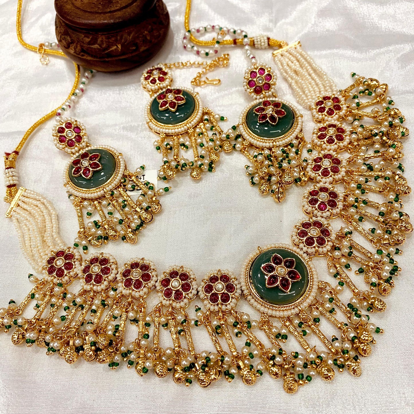 Kundan Necklace Set 27382
