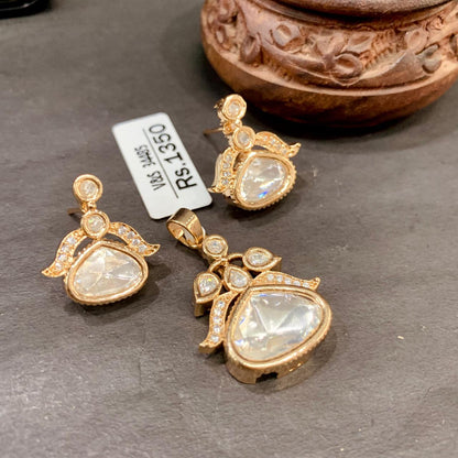 Kundan Pendant Set  63726