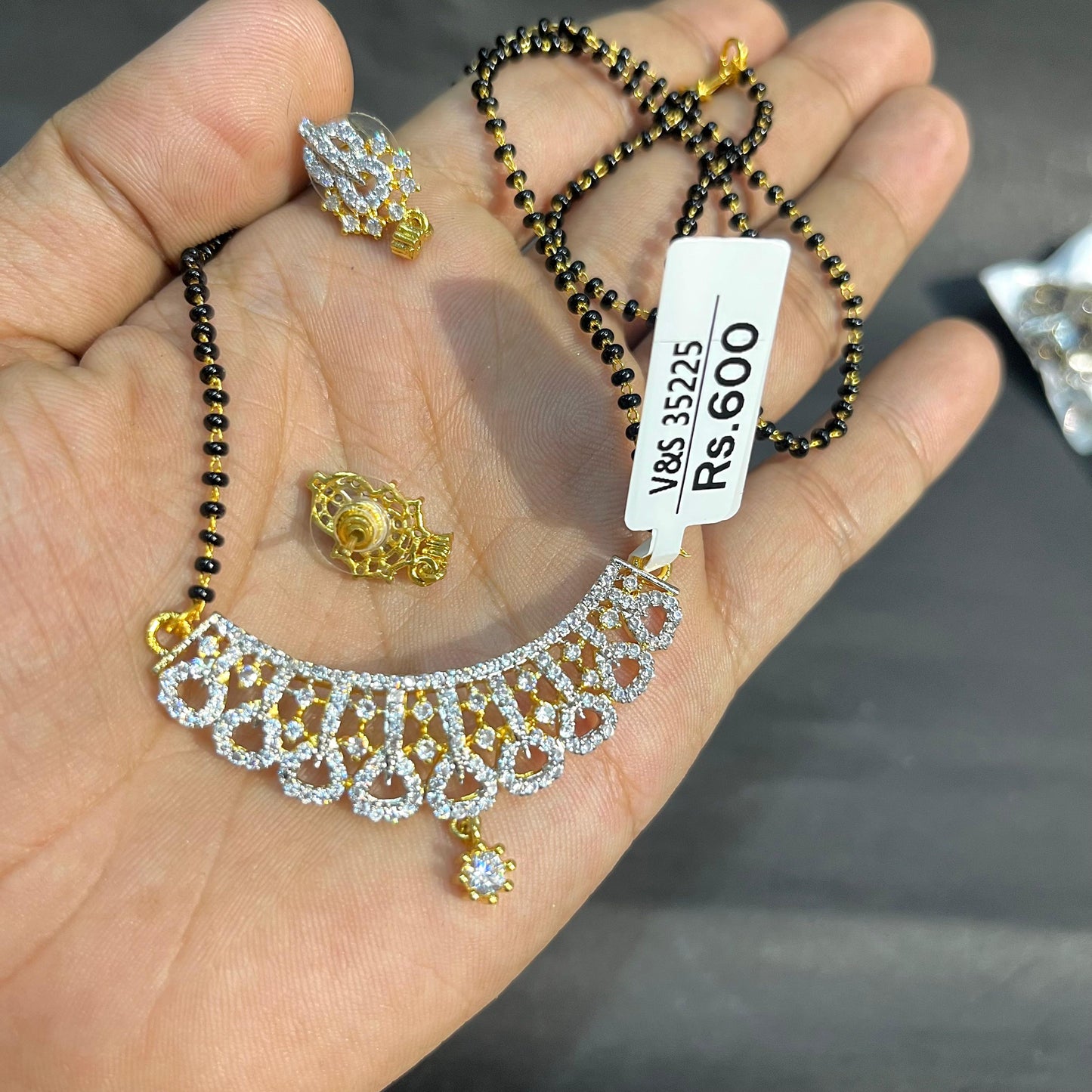 Zircon mangalsutra 63785
