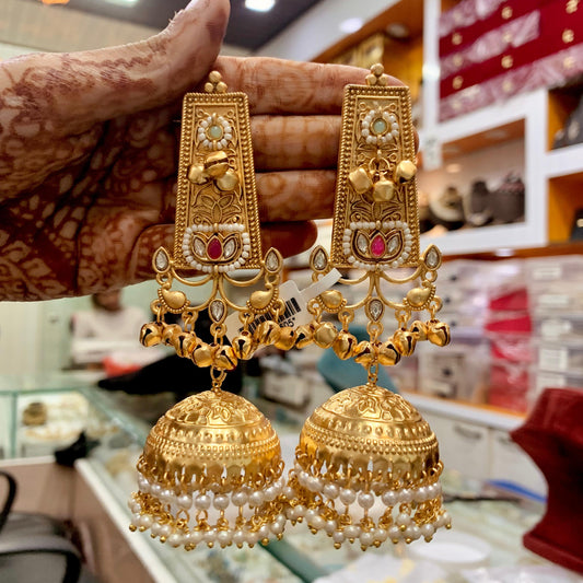 Antique earrings 141770