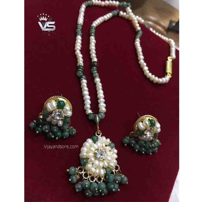 fresh water pearl quality pendent set with green highlits freeshipping - Vijay & Sons