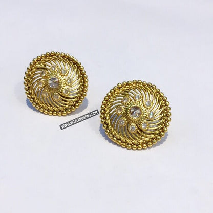 gold platted studs