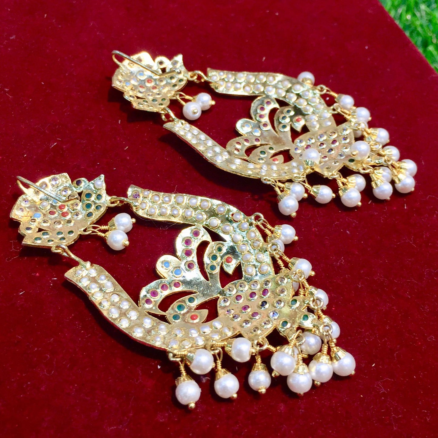 Jadau Earrings 564799