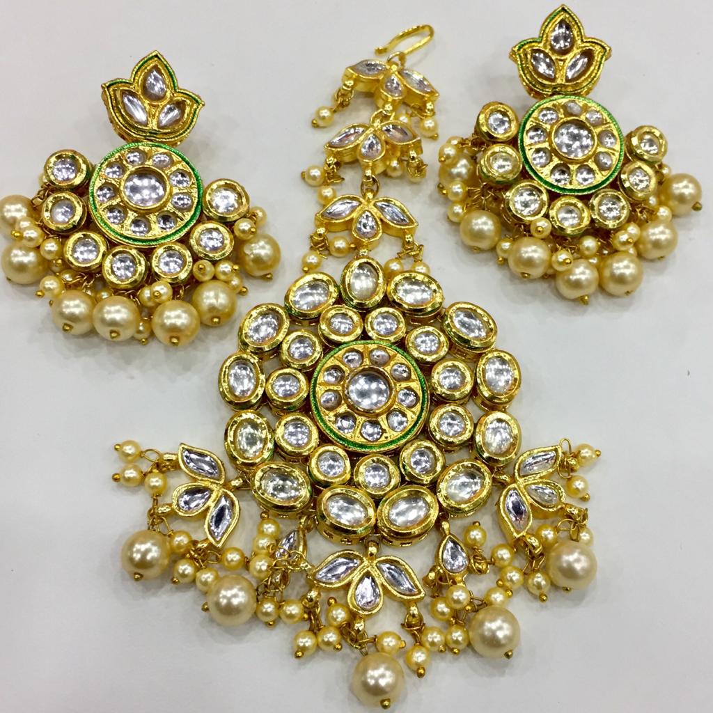 Kundan tikka earrings 234433 - Vijay & Sons