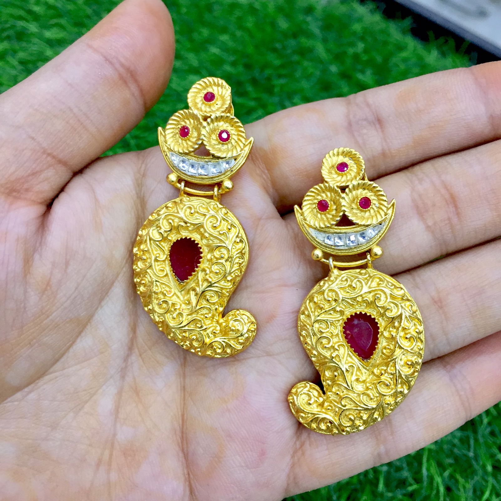 Antique earrings 22334 - Vijay & Sons