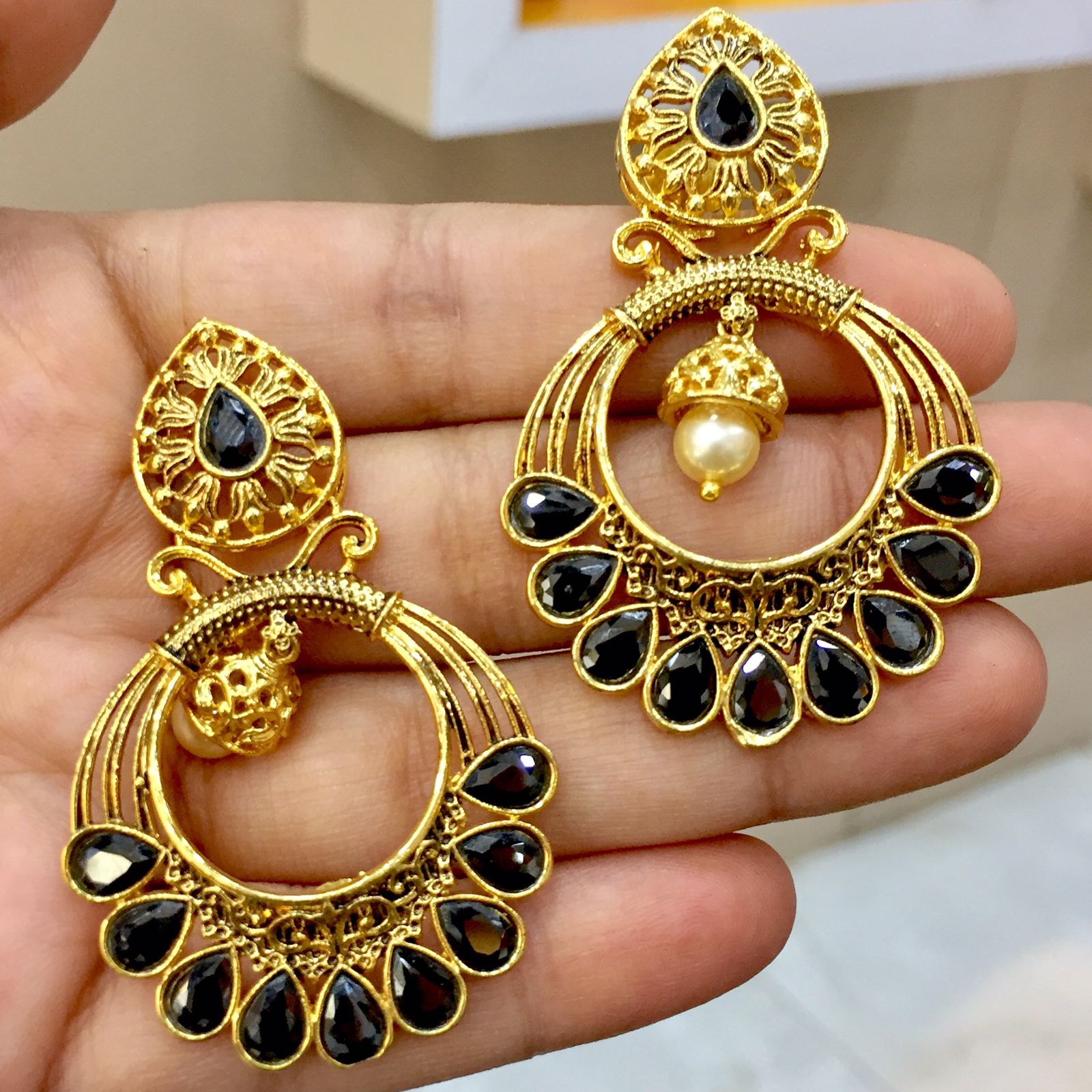 9ct Yellow Gold 9.00-9.50mm Tahitian Black Pearl Drop Earrings With Cubic  Zirconia Settings - Stonex Jewellers