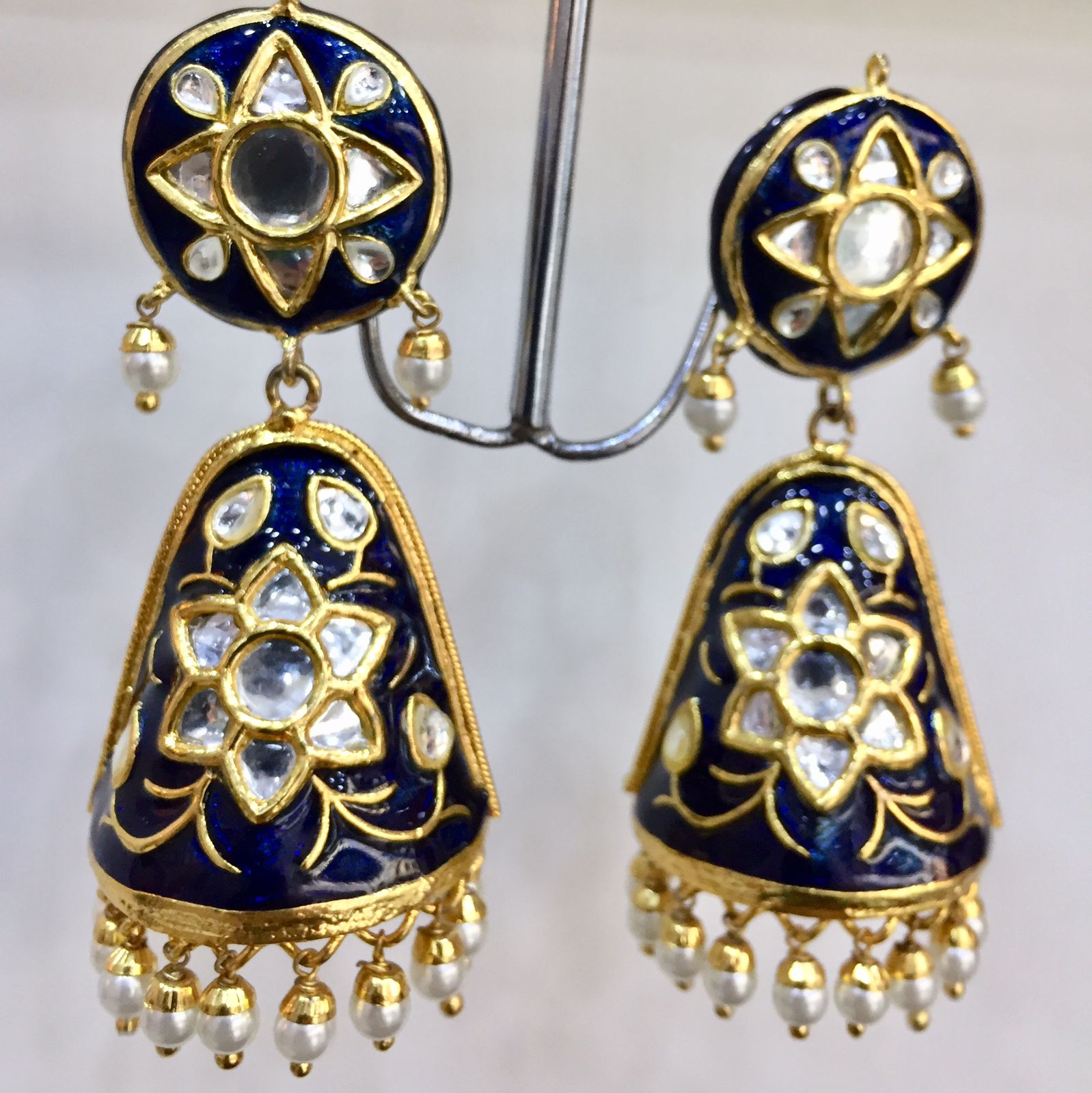 Details 125+ silver kundan earrings