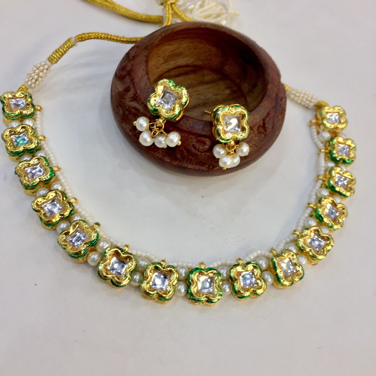Kundan necklace set 826703 - Vijay & Sons