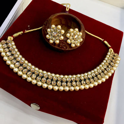 Antique necklace - Vijay & Sons