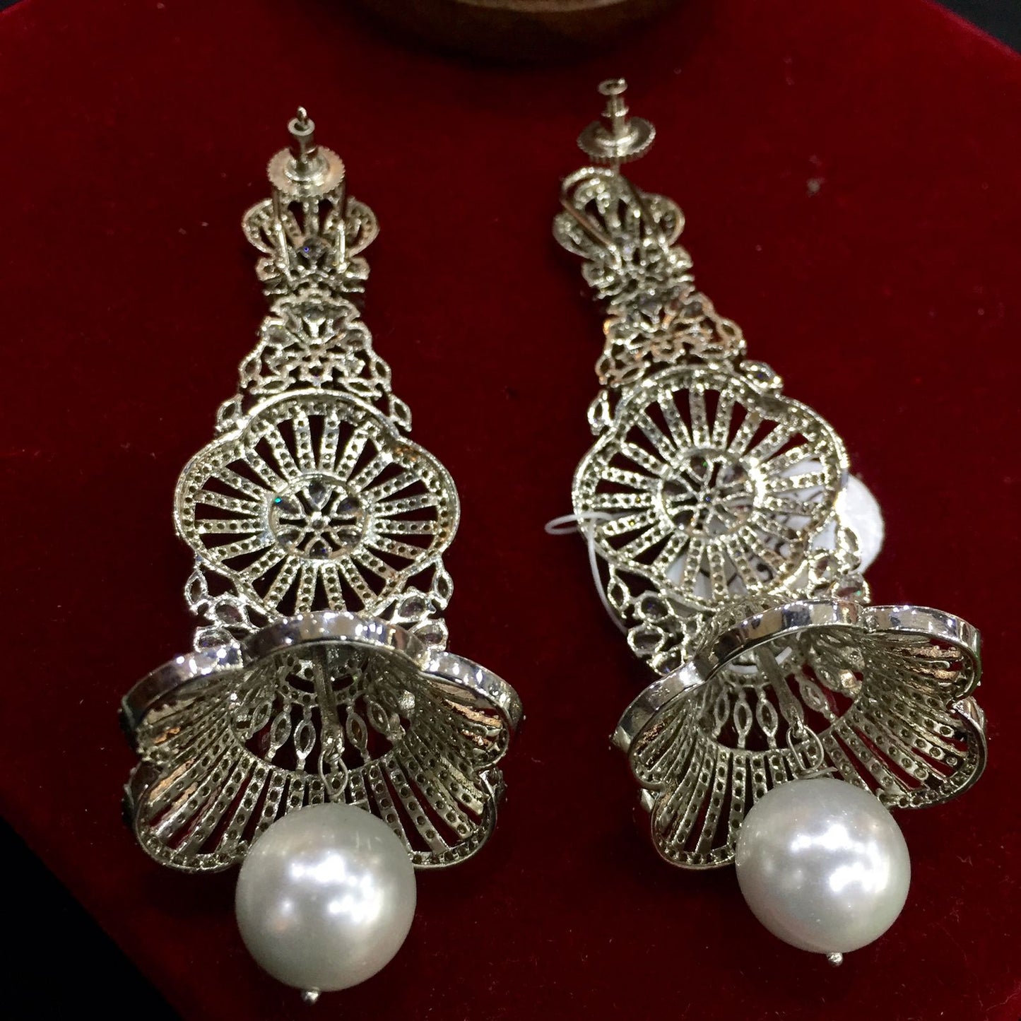 Diamond earrings 33456