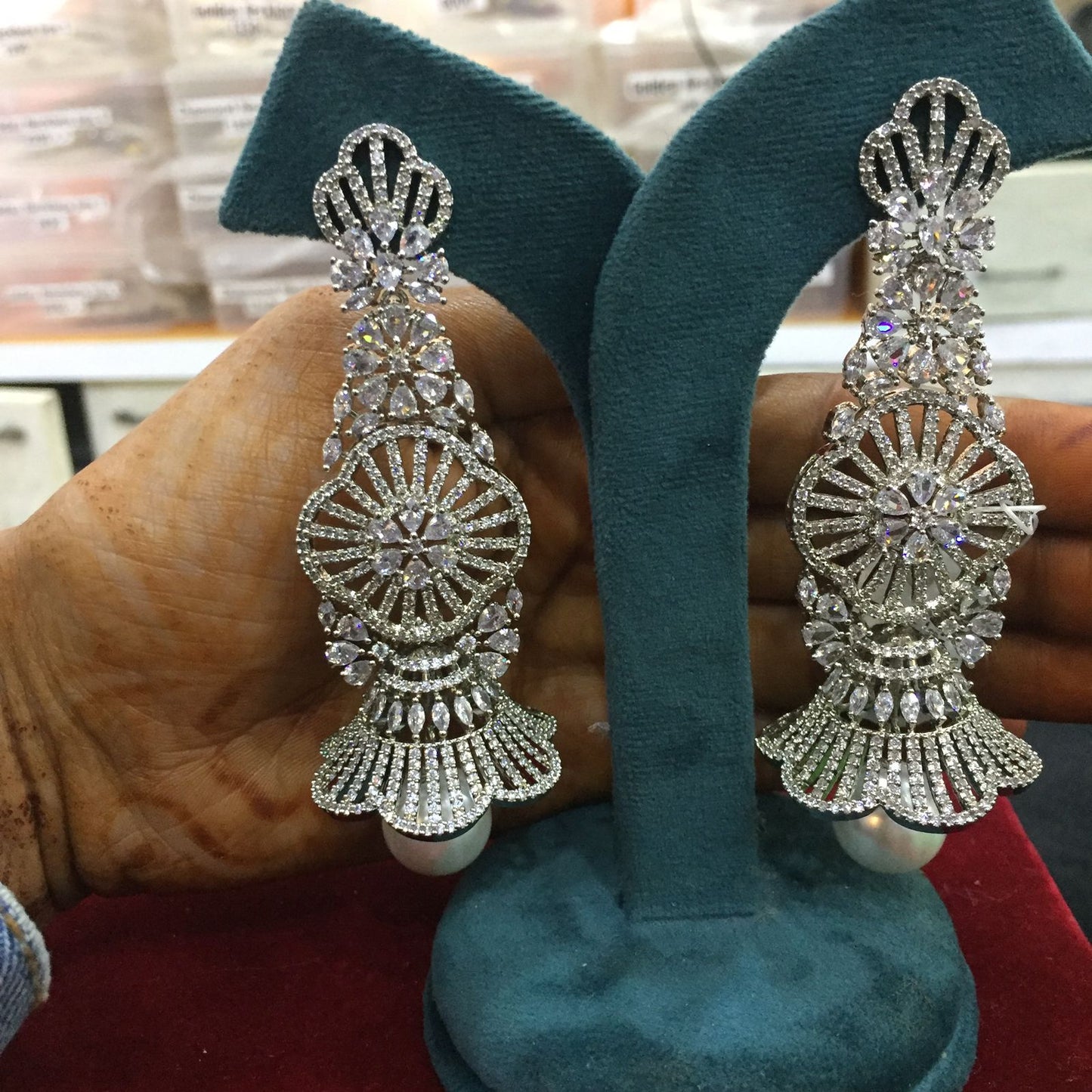 Diamond earrings 33456