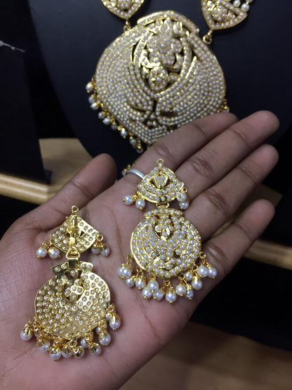 Rani Haar 455335